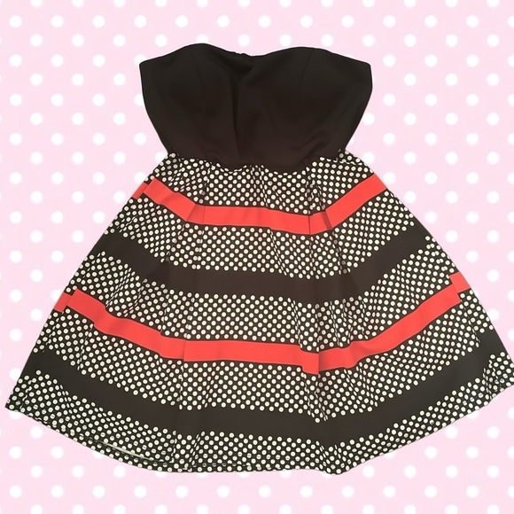 Coco Avante Dresses & Skirts - adorable Y2K polkadot dress 🌹🪽​​​
